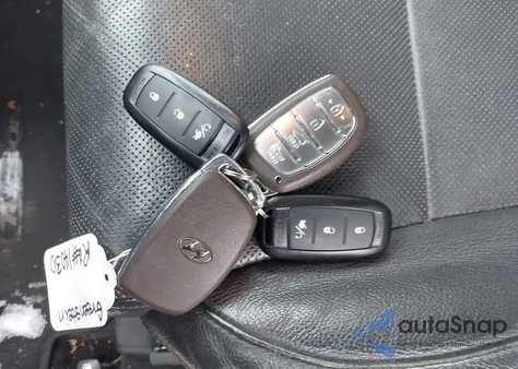 2016 Hyundai Tucson Limited z USA, uszkodzony, nr VIN KM8J3CA23GU175970